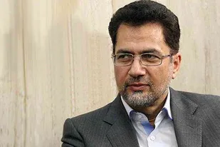 برجام بار دیگر بی اعتماد بودن به آمریکا را ثابت کرد/ مسئولان به مردم اعتماد کنند و مشی اقتصاد مقاومتی را سرلوحه کار خود قرار دهند
