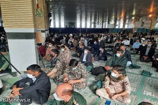 حضور بسیجیان در مراسم نماز جمعه زاهدان