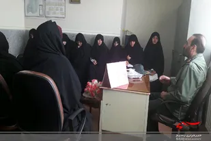 نشست بصیرتی حوزه مقاومت الزهرا(س) قروه