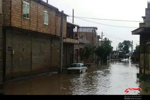 بارش باران و تگرگ در روستای حسام&zwnj;آباد