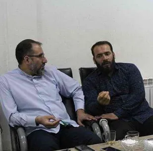 هدف دشمن سکولار کردن هیئات مذهبی است/ سبک های نامناسب آفت مداحی