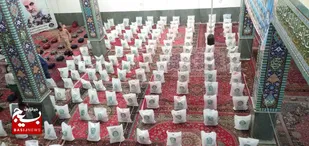 تهیه و توزیع ۸۰۰ بسته حمایتی و لوازم التحریر در شاهرود+ تصاویر
