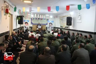 دیدار جمعی از مسئولین ملایر با امام جمعه این شهر به مناسبت دهه فجر