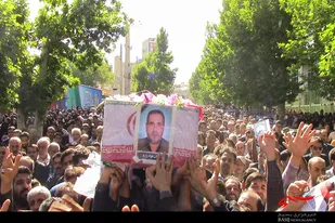 تشییع پیکر مطهر شهید &laquo;علی&zwnj;جواد زارع&raquo; در اسدآباد
