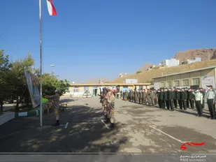 برگزاری صبحگاه مشترک با حضور رزمندگان دفاع مقدس در فریدونشهر