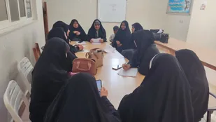 سرکشی میدانی فرمانده حوزه مقاومت بسیج خواهران هویزه از پایگاه&zwnj;ها/ تأکید بر ارتقای کیفیت برنامه&zwnj;ها و تقویت فعالیت&zwnj;های بسیجی