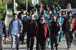 همایش پیاده روی کارکنان سپاه برگزار شد