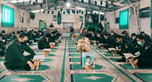 برگزاری محفل انس با قرآن کریم به همت سپاه ناحیه ماهنشان