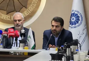 هوش مصنوعی پیشران تحول صنایع و اقتصاد دیجیتال استان است /توسعه فیبر نوری و راه&zwnj;اندازی ۱۰۰ سایت ارتباطی در استان/عبور از معرفی فناوری به مرحله حل مسئله، با پیوند مثلث دانشگاه، صنعت و اقتصاد