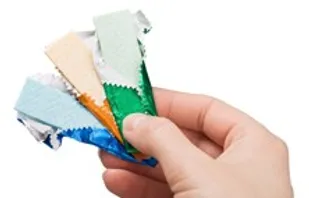 آدامس&zwnj;های الکلی از مبادی قانونی و فیلتر وزارت بهداشت عبور نکرده&zwnj;اند