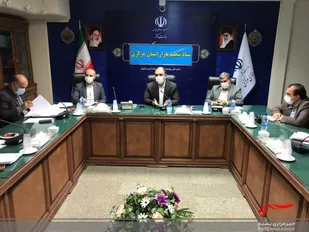 نرخ مصوب ماسک در استان مرکزی ١٥٠٠ تومان است و عرضه با قیمت بیشتر تخلف محسوب می شود