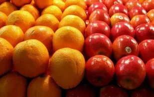 توزیع 15 هزار تن میوه شب عید