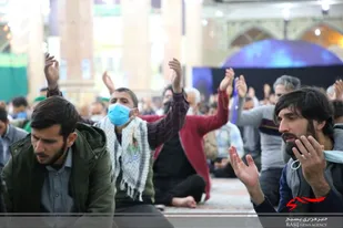 مراسم قرائت دعای توسل در مسجد مقدس جمکران از نگاه دوربین