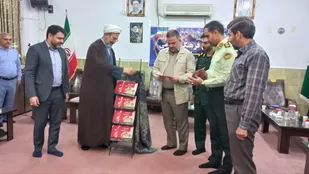 در آیینی با حضور مسئولان شهرستان دزفول، کتاب &laquo;الف مثل دزفول&raquo; نوشته راضیه مقدمی&zwnj;نیا رونمایی شد.