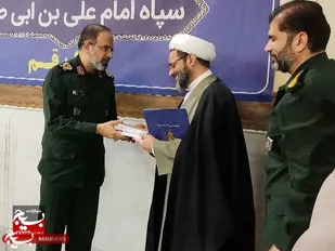 مدرس شبکه روشنگری فرهنگی سپاه استان قم معرفی شد