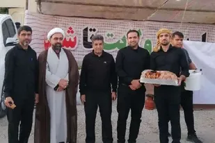 بازدید مسئول نمایندگی ولی فقیه تیپ عملیاتی امام صادق (ع) از موکب گردان ۱۱۶ امام حسین (ع)