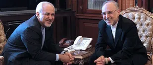 یک منبع مطلع: قلب رآکتور اراک خارج شد/سازمان انرژی اتمی: اقدامات استخراجی &laquo;تکمیل&raquo; نشده است