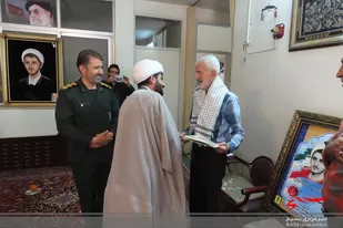 دیدار با خانواده شهید روحانی و طلبه