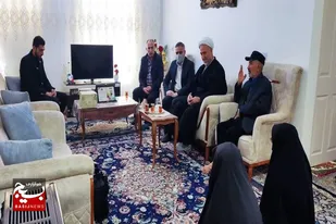 دیدار بسیجیان دانشکده علوم قرآنی شهرستان ملایر با خانواده شهید &laquo;ابراهیم&zwnj;خانی&raquo;