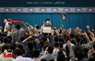 راه روشن انقلاب را با جدیت دنبال کنید کشور نیازمند آرمانخواهی،امید وعقلانیت است
