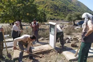 مرمت گلزار شهدای روستای غلامی در شهرستان بهشهر