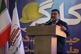 کارگران فولاد اکسین ثابت کرده&zwnj;اند در عمل به فرمایشات مقام معظم رهبری پیشرو هستند