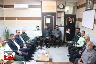 بازدید فرمانده انتظامی استان قم از کلانتری شهر قنوات
