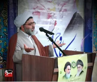 انقلاب پربرکت ما برگرفته از نهضت عاشورا است