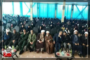 همایش پیش اجلاس نماز در مدرسه خلیج فارس اسدآباد برگزار شد