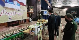 وداع با پیکر جانباز شهید  علی اصغر حسینی پور فرسنگی در حسینه ثارالله