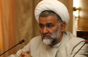 نجومی بگیران نورچشمی روحانی هستند/ رئیس&zwnj;جمهور برادرش را به دادگاه معرفی کند