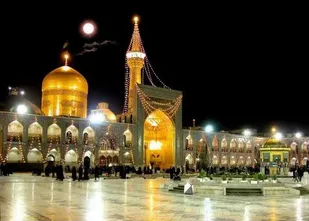 خلاصه ای از زندگی نامه امام هشتم شیعیان از ولادت تا شهادت