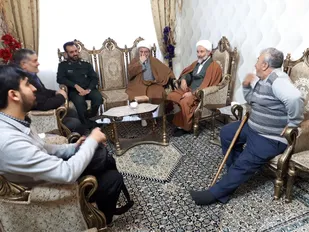 دیدار مسئولین شاهرود با خانواده شهدا و ایثارگران شاهرود+عکس