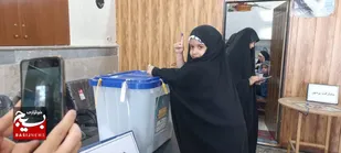حضور پرشور مردم رجایی شهر کرج در انتخابات ریاست جمهوری+تصاویر
