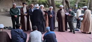 همایش پیاده&zwnj;روی خانوادگی و تجلیل از طلاب جانباز در یاسوج + ( تصاویر)