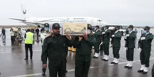پیکر 3 شهید گمنام وارد هرمزگان شد