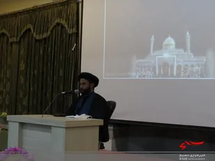 از مقام زینب کبری (سلام الله علیها)همین بس که در خانه وحی ولادت یافت