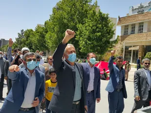 راهپیمایی نمازگزاران یاسوجی در حمایت از طرح اصلاحات اقتصادی دولت