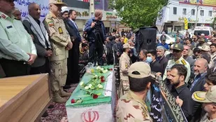 پیکر شهید &ldquo;جلال اعتماد&rdquo; در قروه تشییع شد