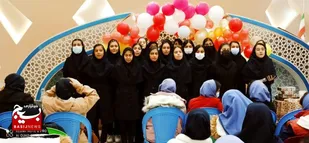 تجمع دختران دهه هشتادی در جشن بزرگ انقلاب