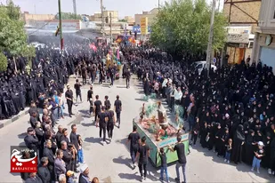 عزاداری مردم دارالمومنین شهر کبودراهنگ در روز عاشورای حسینی