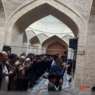 ثمره شناخت خدا اطاعت و بندگی است