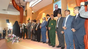 تجلیل مرکز وکلای قوه قضائیه استان و بسیج حقوق دانان سپاه فتح از خانواده های شهدا + (تصاویر)