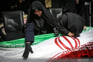​مادر شهید احد پار به فرزند شهیدش پیوست
