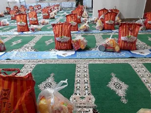 توزیع ۷۰ بسته معیشتی به&zwnj; مناسبت هفته بسیج در شهرستان&zwnj; کوهبنان