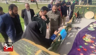افتتاح نمایشگاه اقتصاد مقاومتی و برپایی میز خدمت در کرخه