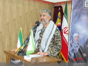 سخنرانی فرمانده ناحیه مقاومت بسیج امام حسین (ع) در همایش اقتدار بسیج در شهر بهارستان