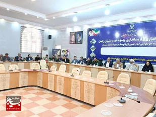برگزاری جلسه شورای اداری زابل در هفته دولت