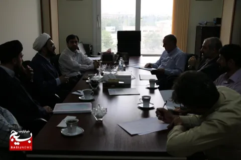 نشست تخصصی و تحلیلی فرهنگی با موضوع
بررسی تاثیر اقداماتکنشگران و فعالان فرهنگی درکشور بوسنی و هرزگوین
(کالج ایرانی بوسنیایی درجامعه بوسنی و هرزگوین)