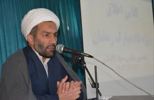 ماه رمضان ماه نزول قرآن،ماه هدایت انسان ها و تقویت اراده هاست